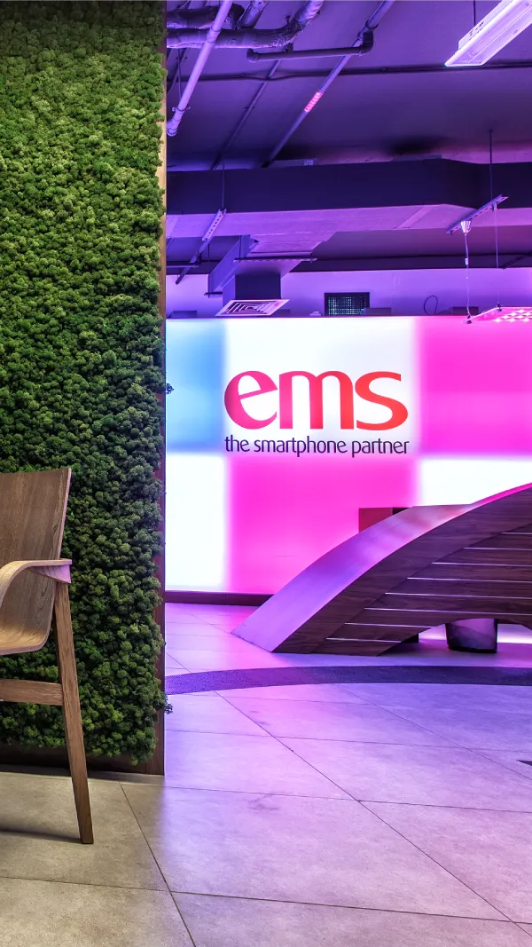 IT company office interior design by Amitis Design in Dubai IT company office interior design by Amitis Design in Dubai